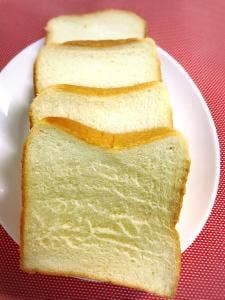 高級食パン専門店 よう治 境店