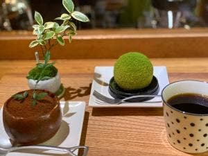 彩本堂