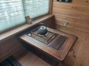 あかりや