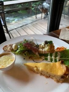 ディレッタントカフェ &ワルツ