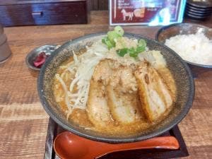 二段仕込み 味噌らぁめん 八蔵