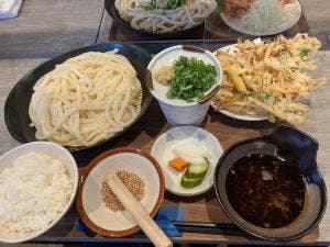 うどん居酒屋オカチメンコ