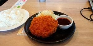 ガスト 中山店