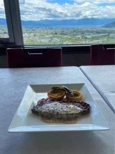 ぶどうの丘 展望ワインレストラン