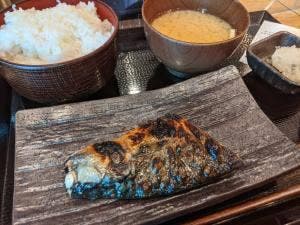 炭火焼干物食堂 しんぱち食堂 池袋店