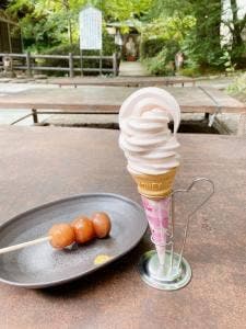 山寺 門前売店