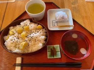里の菓茶房 恵那川上屋 瑞浪店
