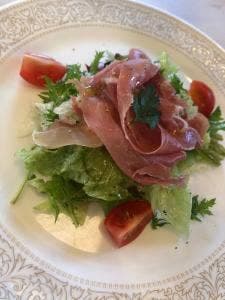 ビストロ シェ レノン