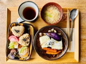 喫茶さざなみハウス