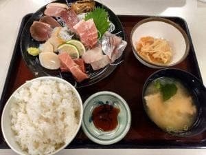 定食や 所沢総合食品地方卸売市場内