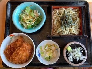 くいどころ里味 亀貝店