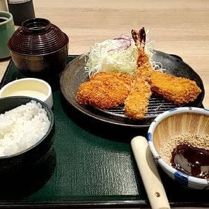 とんかつ かつ楽 徳重店