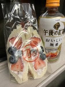 Be! FRUITS SANDWICH グランスタ東京店
