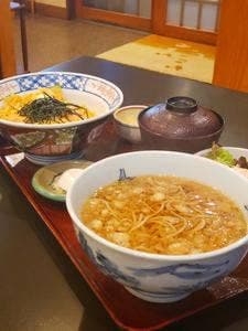 なかだ