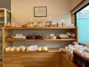 進々堂 工場直売店