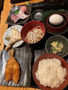 魚と酒 はなたれ 丸の内本店
