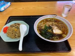 栗木屋食堂