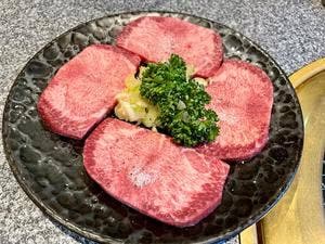 焼肉 雅山 中野本町