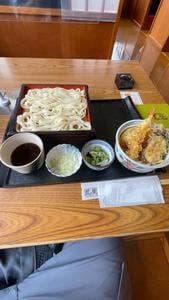 藍屋 鶴見二国店