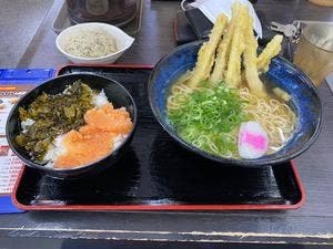 資さんうどん 野芥店
