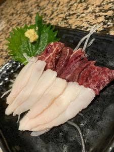 いってつや