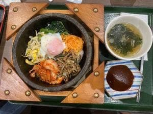湯けむり満月