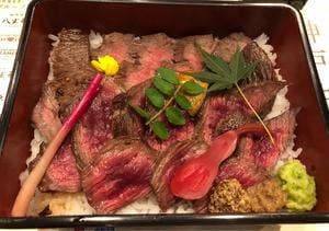 神戸牛すき焼きしゃぶしゃぶさくら なんば松竹座店
