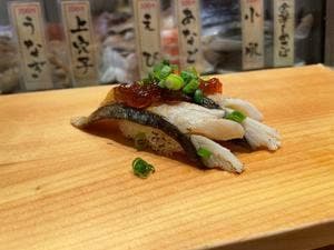 魚がし日本一 みなとみらい店 立喰寿司