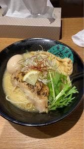 鶏白湯らーめん 台湾まぜそば キラメキノトリ