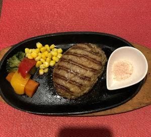 別府バル 肉は別腹