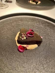 Lyla restaurant