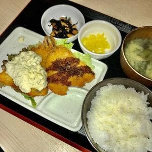 大衆スタンドくろき