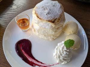 512CAFE&SWEETS Osaka