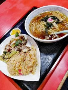 らいらい飯店