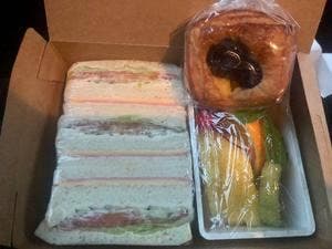 オールディダイニング コラーロ