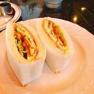 星乃珈琲店 所沢店