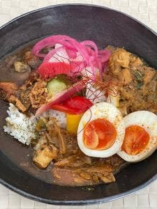 SPICE SALON TO-la-la