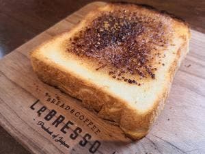 ブレッド＆コーヒー レブレッソ 本店