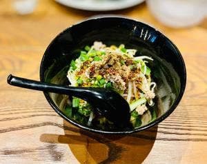 王擔 キラリス函館駅前店