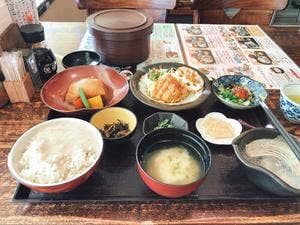 とろろや メイワン店