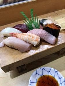 漁八