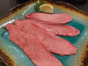炭火焼肉 本牧亭