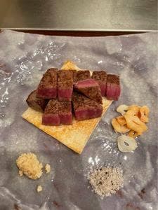 創作鉄板料理 利心