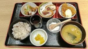 かつ処 季の屋 シネマタウン岡南店