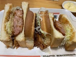 コメダ珈琲店 篭山店