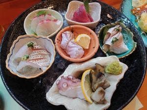島魚料理 寿し初枝