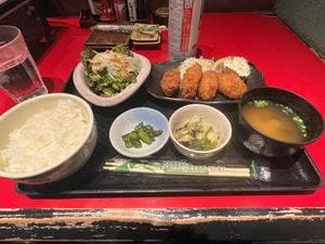 かき小屋 豊丸水産 広島本通り店