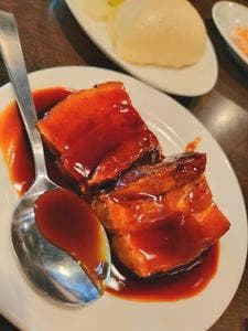 餃子の店、大陸。