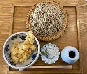 まん作