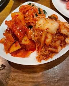 キムキム